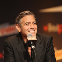 George Clooney - ' Tomorrowland' at the New York Comic-Con 2014 (x 14)